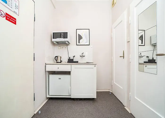 Apartamento Cosy With Terrace By Tram